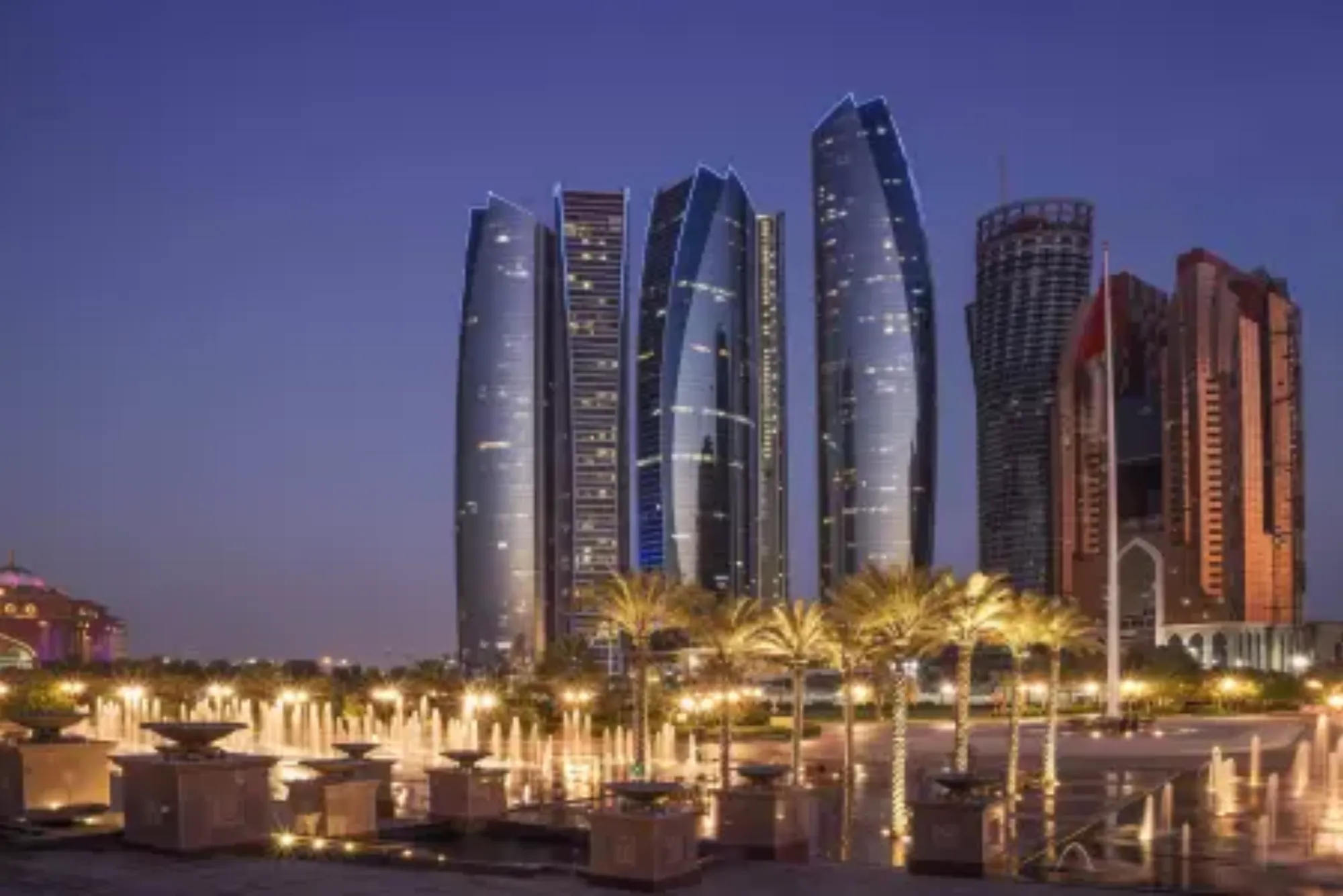 Understanding UAE Government Type: Abu Dhabi School Of Government Insights